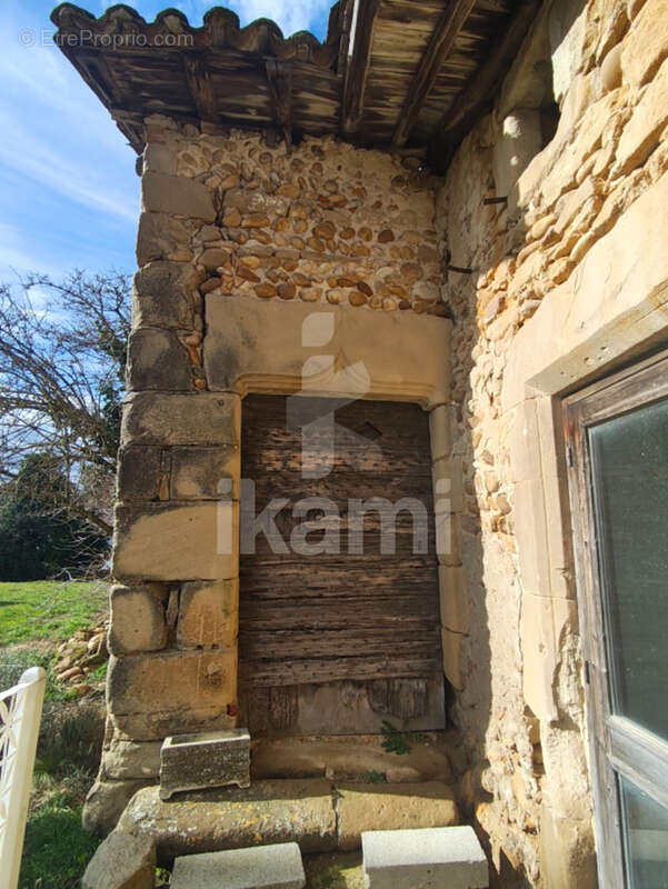Maison à SAINT-BARDOUX