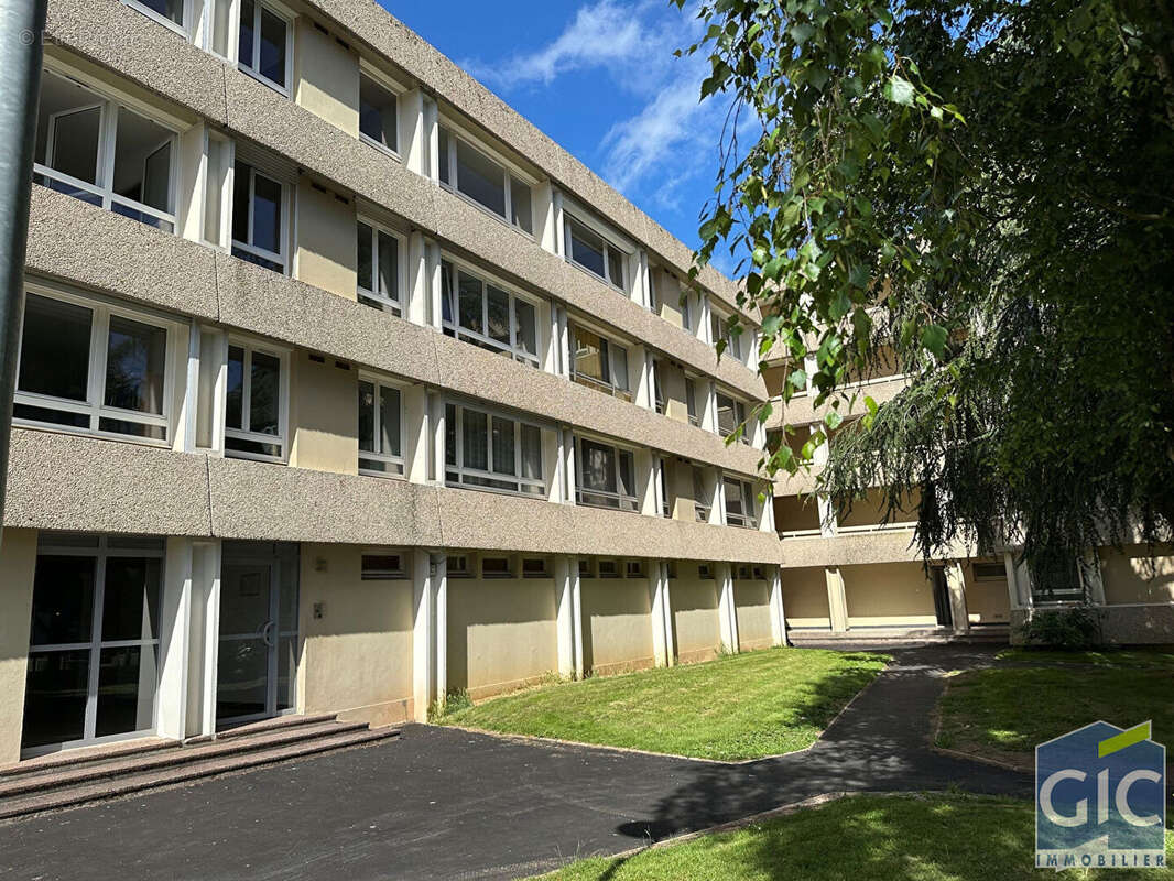 Appartement à HEROUVILLE-SAINT-CLAIR
