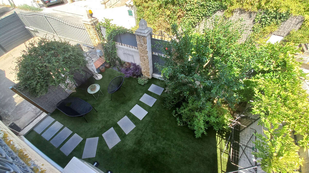 Appartement + jardin + parking, rez-de-jardin quartier Bassin/Champ de Mars. - photo 6