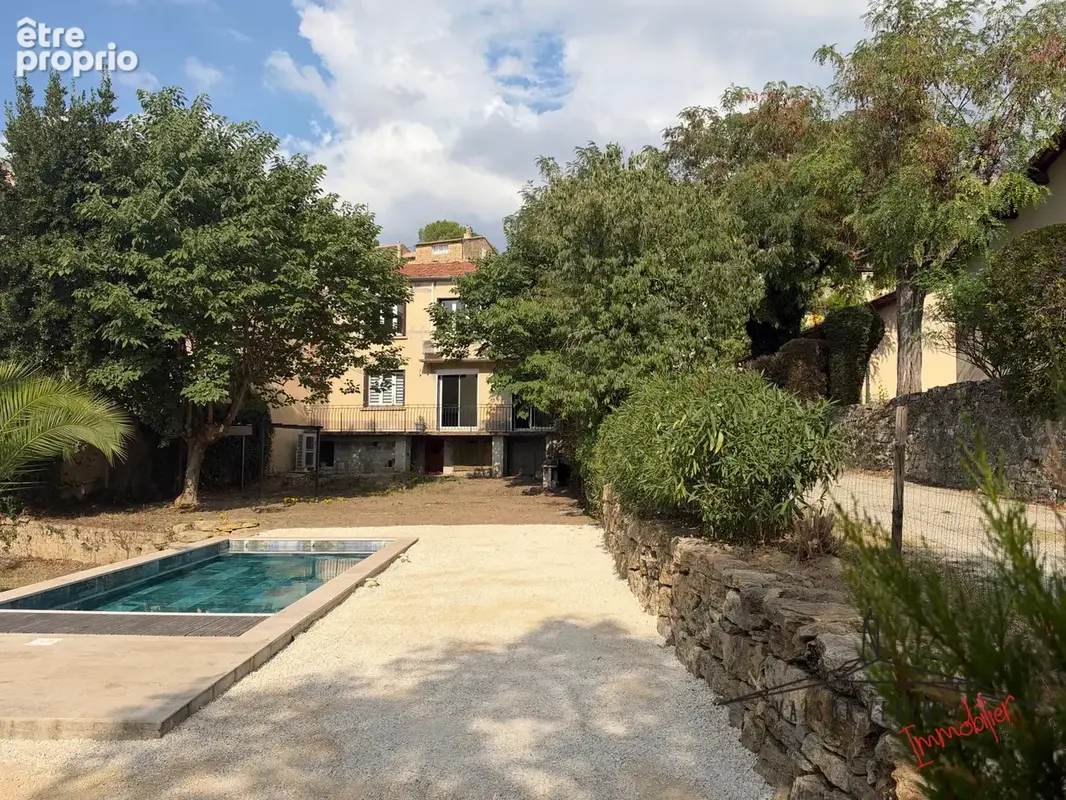 Maison à VAISON-LA-ROMAINE