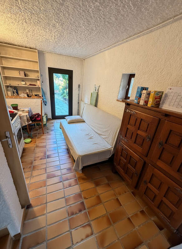 Maison à VILLENEUVE-LES-CORBIERES