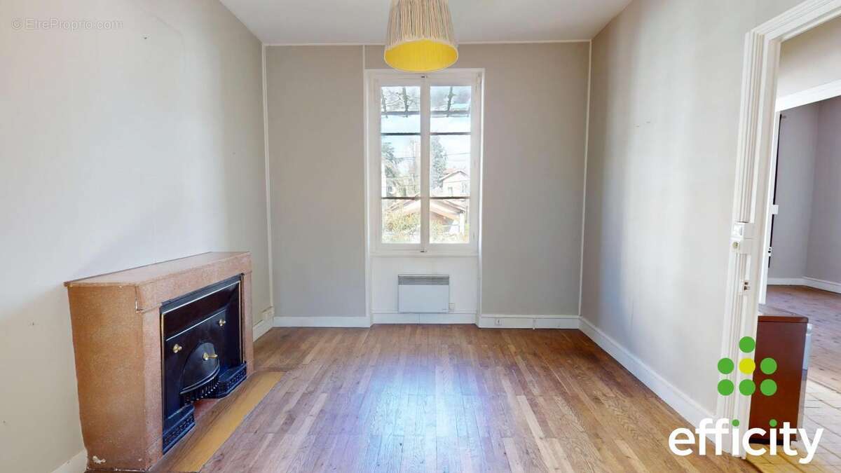 Maison à LYON-5E