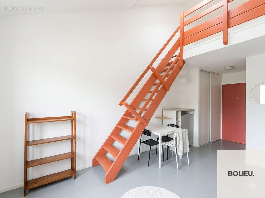 Appartement à JACOB-BELLECOMBETTE