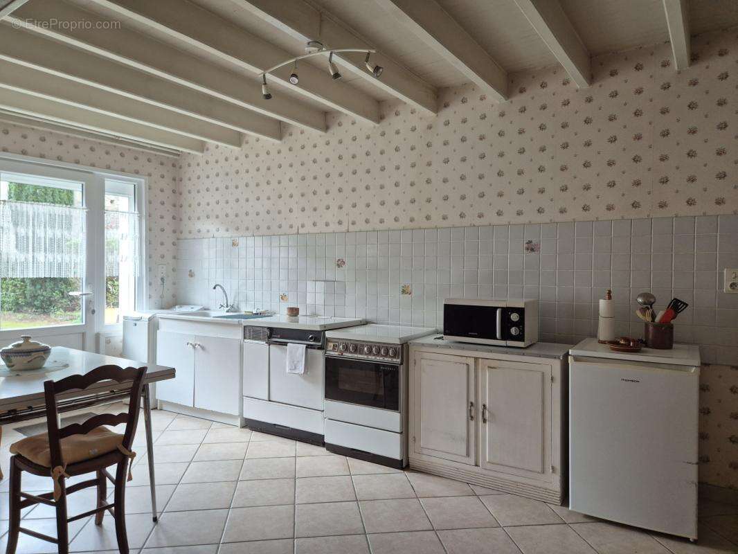 Maison à AIGRE