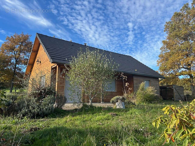 Maison à SAINT-SETIERS