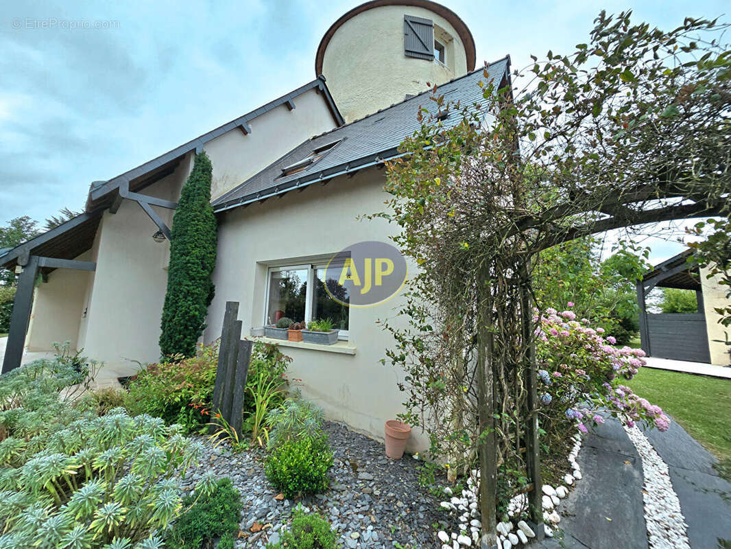 Maison à PLESSE