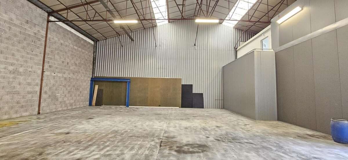 20240514_094412 - Commerce à RUPT-SUR-MOSELLE