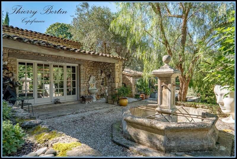 Maison à OPIO