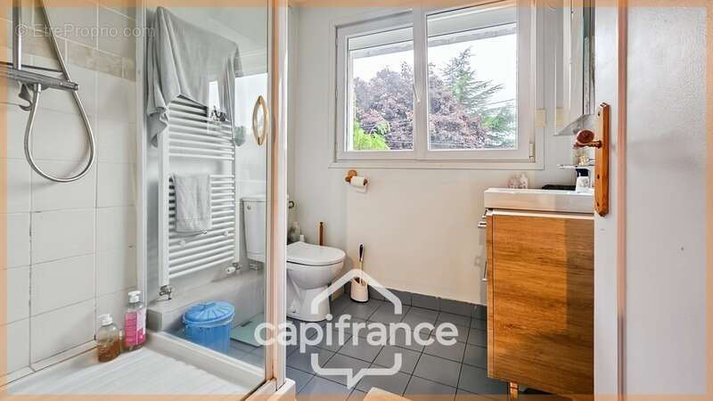 Maison à BUXEROLLES