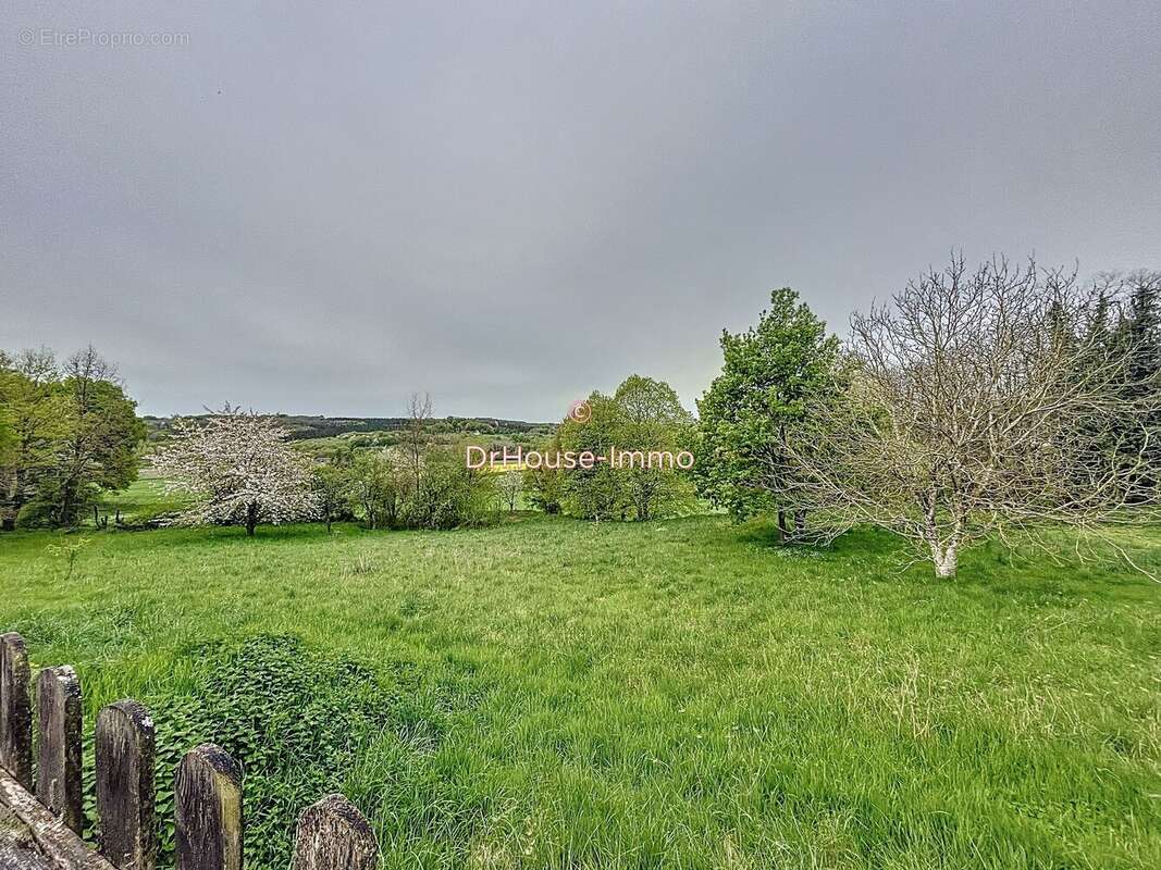 Maison à MARCILLY-SUR-MAULNE