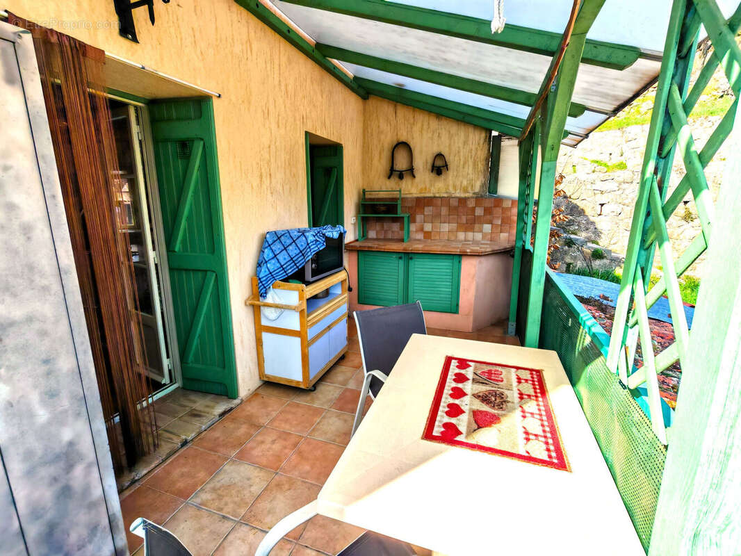 Photo 8 - Appartement à LANTOSQUE