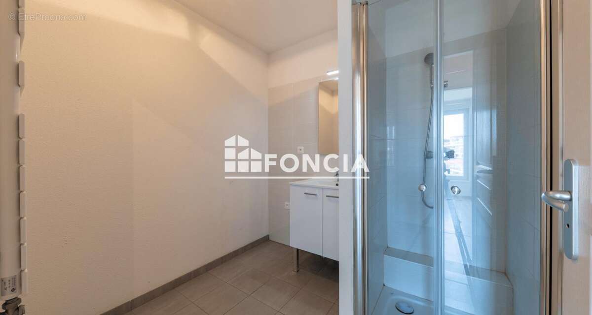 Strasbourg deux-rives - appartement 3p 66m² - photo 7