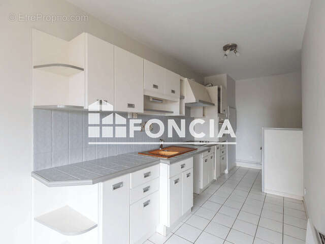 Appartement 4 Pièces 87.5m² à vendre 150000€ - Tarbes 65000 - photo 4