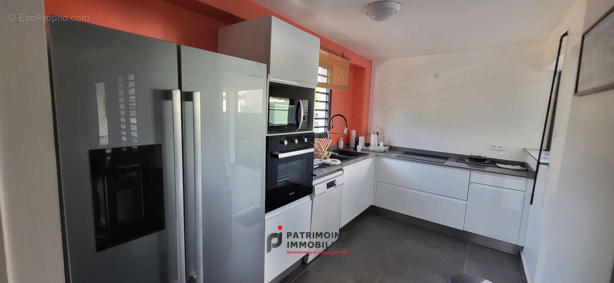 Appartement à LE MOULE