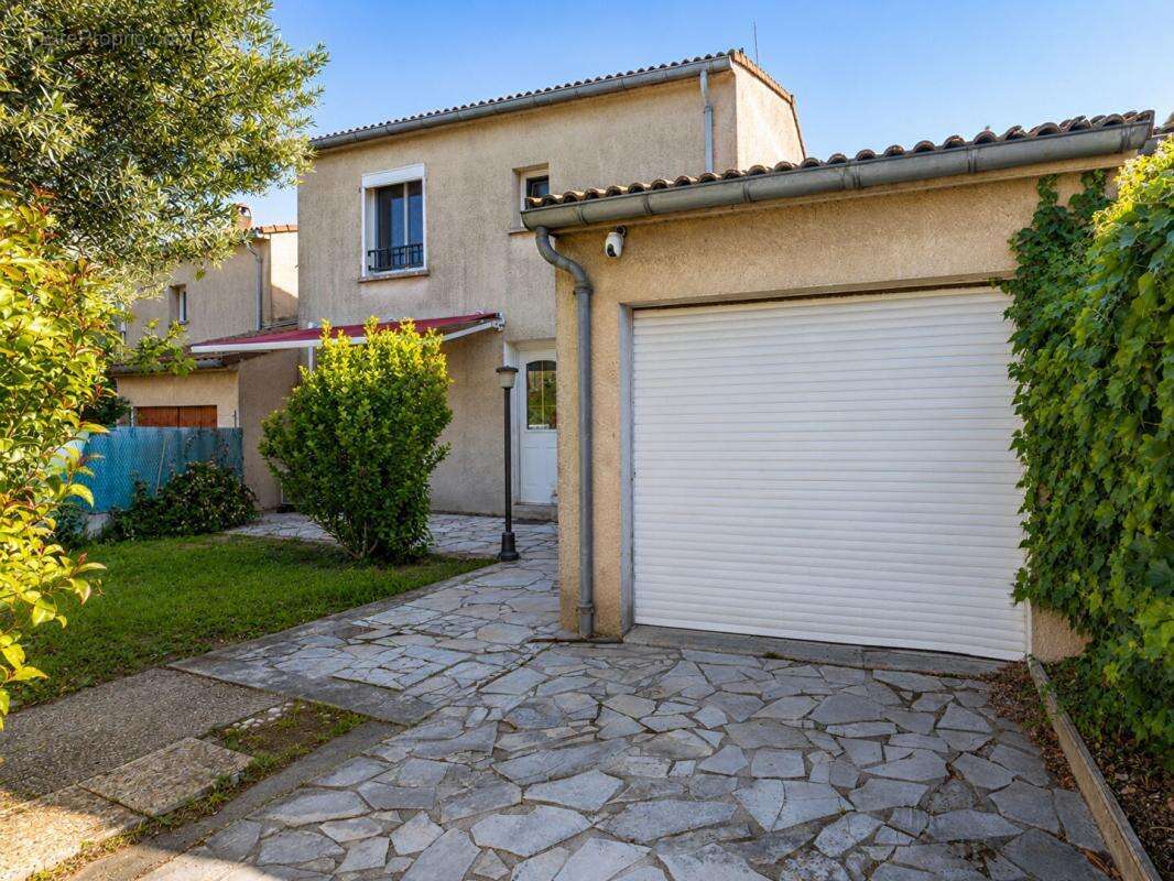 Maison à PALAJA