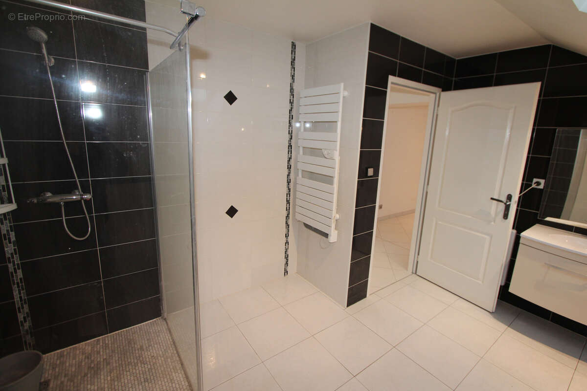 Appartement à BATILLY