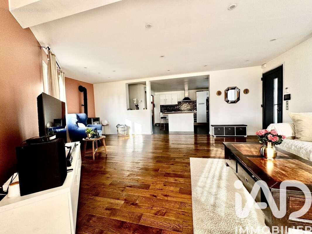 Photo 4 - Maison à VIRY-CHATILLON