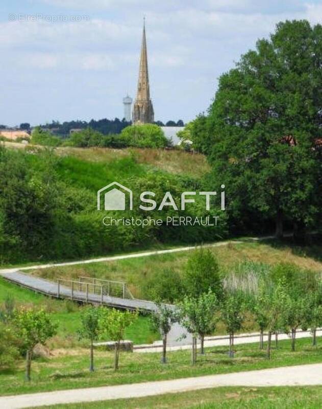 Photo 1 - Terrain à SAINT-LAURENT-SUR-SEVRE