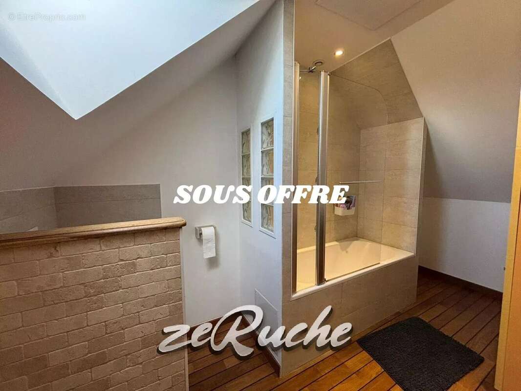 Maison à LE MOLAY-LITTRY