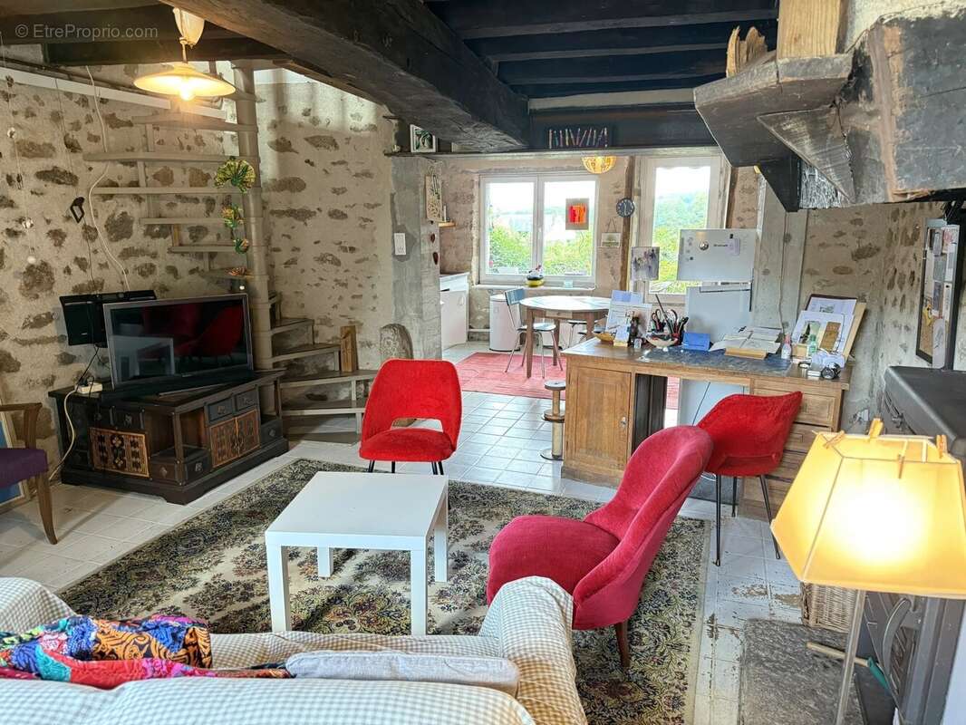 Maison à SAINT-VAURY