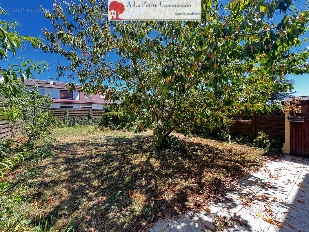 Maison familiale à Lucé, proche du collège - photo 5