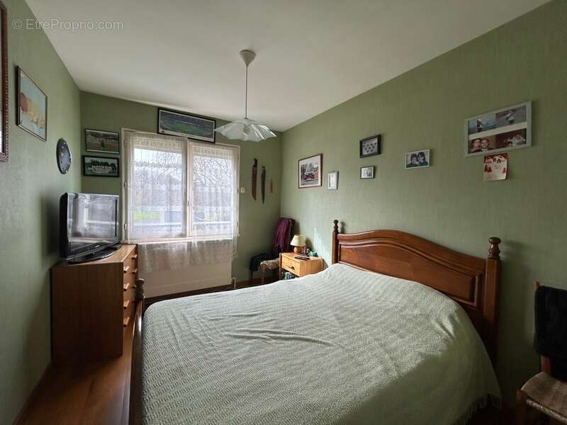 Maison à CHATEAUPONSAC