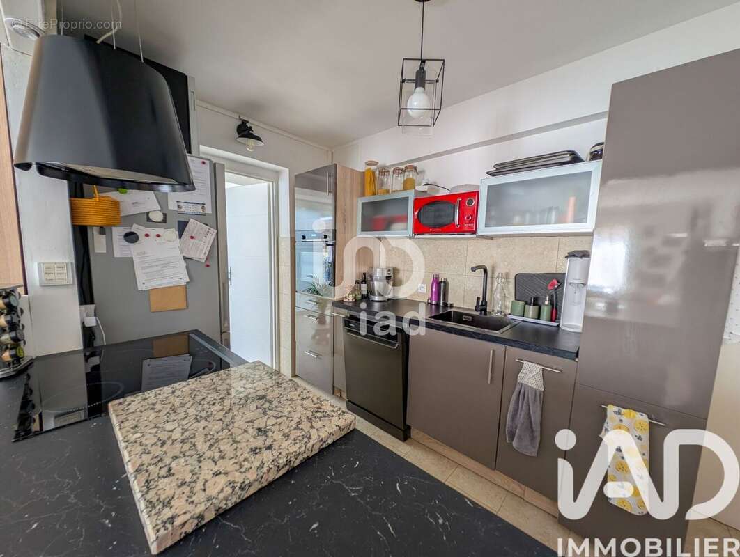 Appartement 70 m² à Frejus  - photo 4
