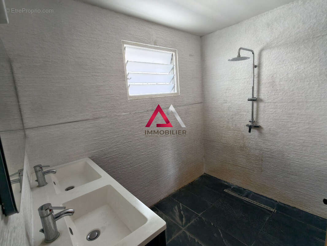 Maison à LA POSSESSION