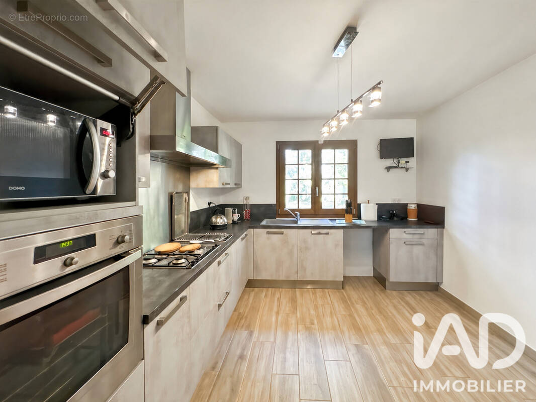 Photo 1 - Maison à YERRES