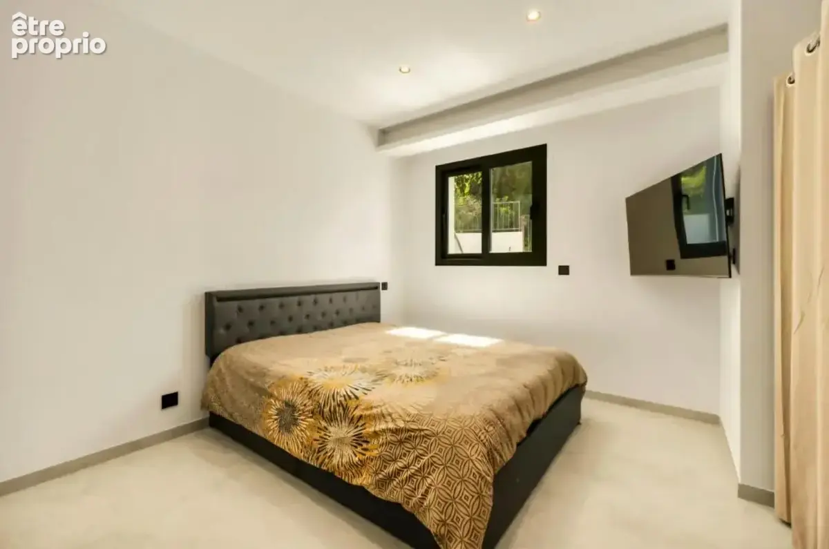 Villa renovee de 300m2 - 06330 roquefort-les-pins - photo 10