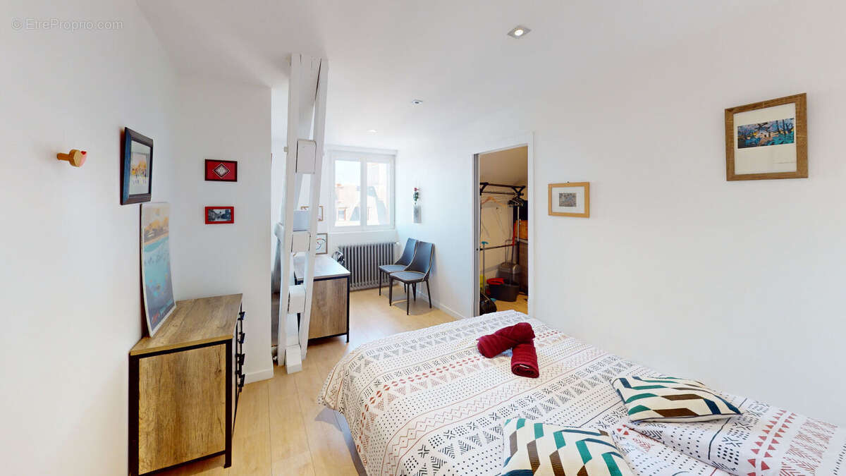 Appartement Rodez 3 pièce(s) 90 m2 - photo 8