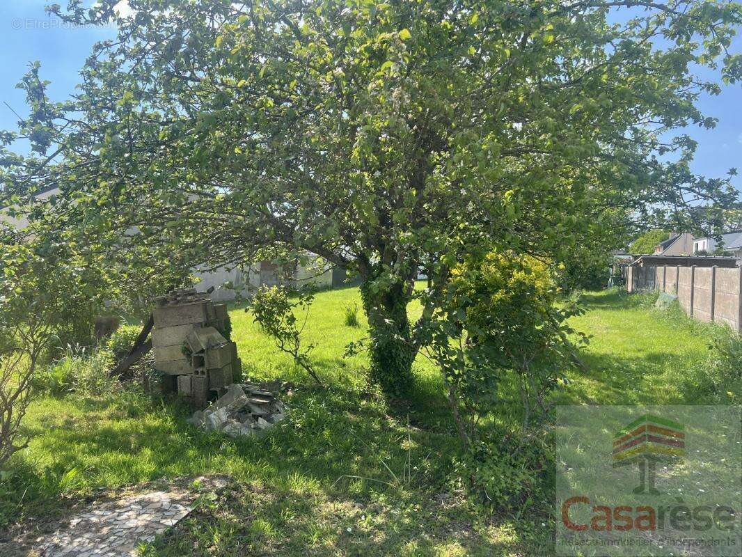 Terrain à PLOUHINEC