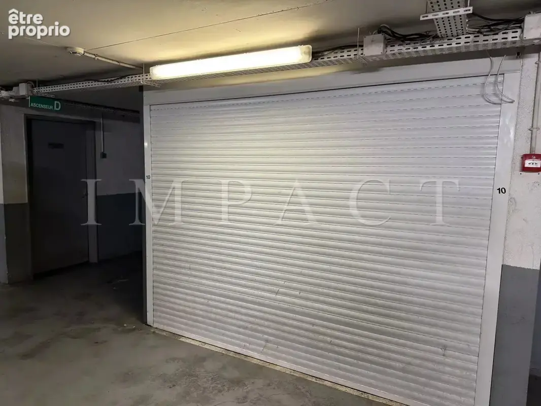 Parking à CANNES