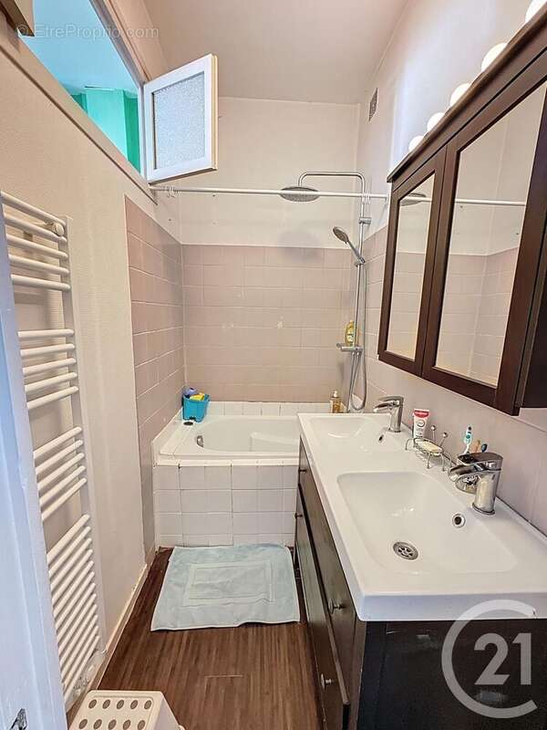 Appartement à LYON-7E