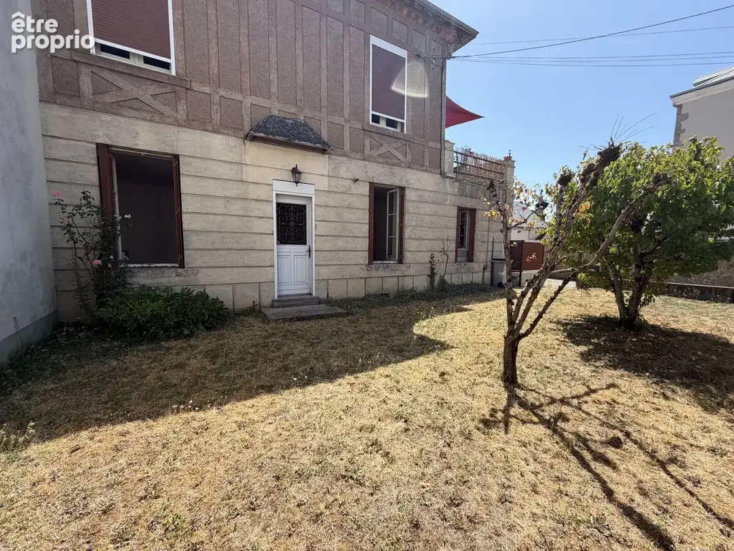 OPPORTUNITÉ RARE EN HYPER-CENTRE — Logement lumineux au fort potentiel de valorisation - photo 6