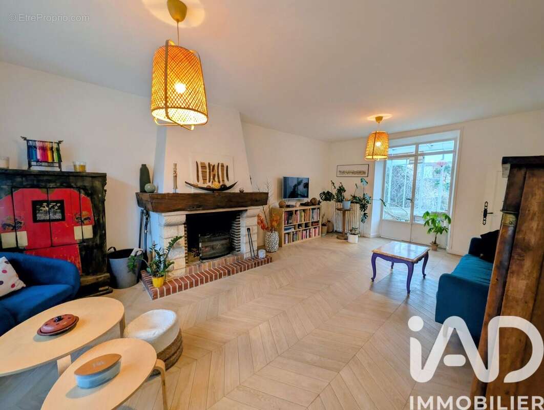 Maison 220 m² à Melun  - photo 3