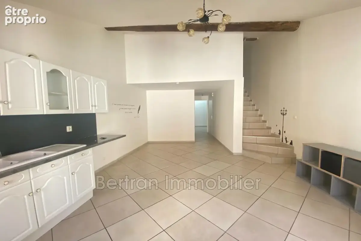 Appartement à ESPIRA-DE-L'AGLY