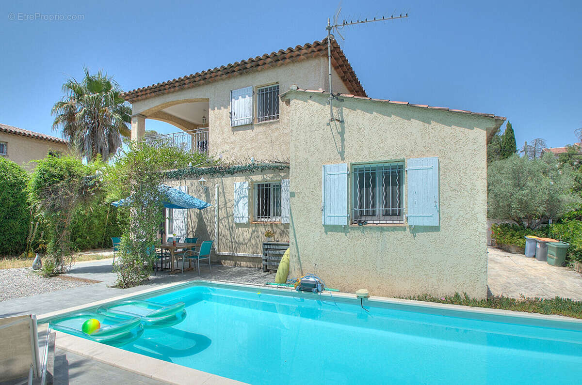 Maison à SAINT-RAPHAEL