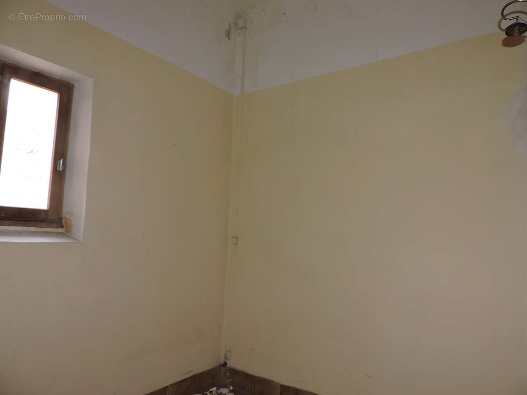 Appartement à PEYRUIS