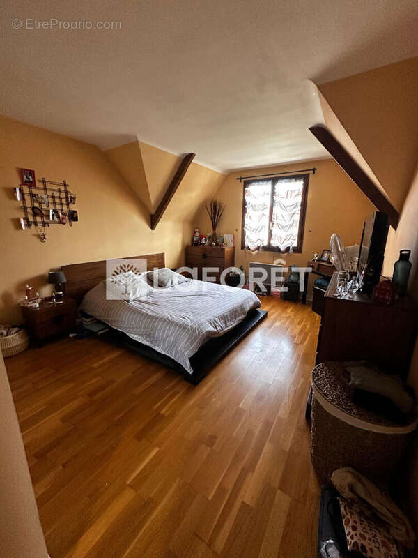 Maison à CONFLANS-SAINTE-HONORINE