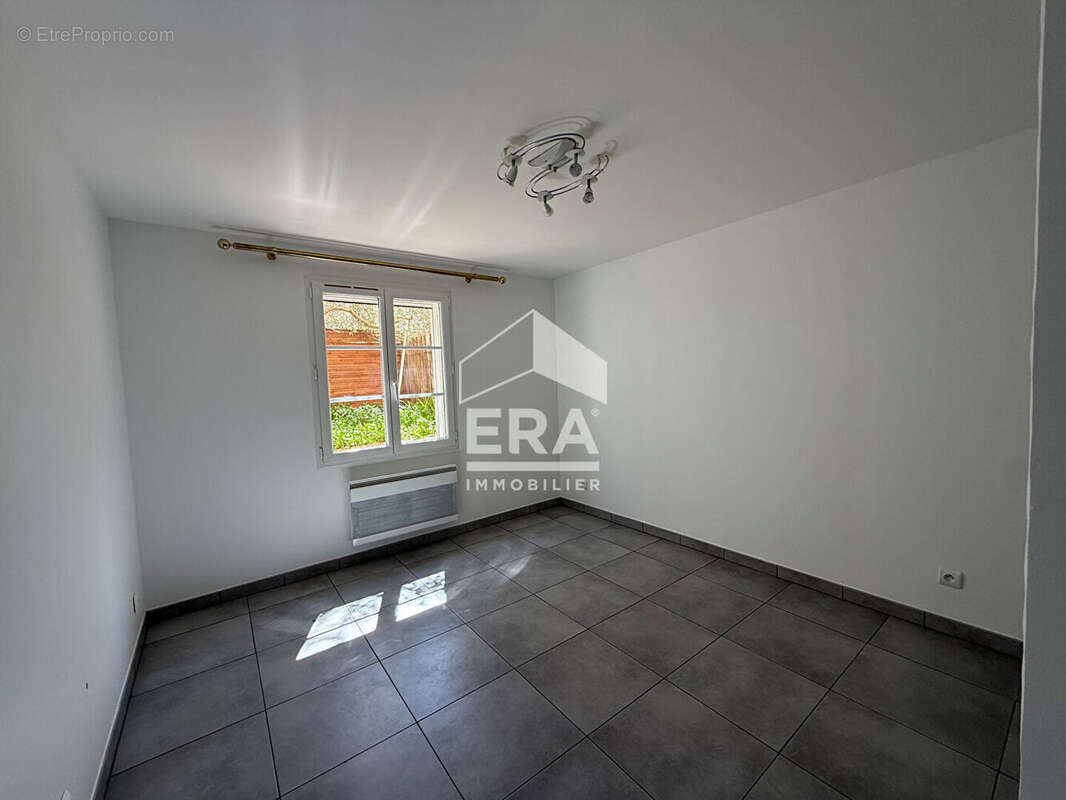 Maison à SAINT-MAXIMIN-LA-SAINTE-BAUME