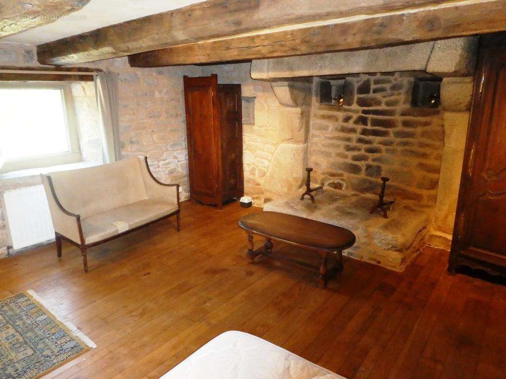 Maison à GUERN