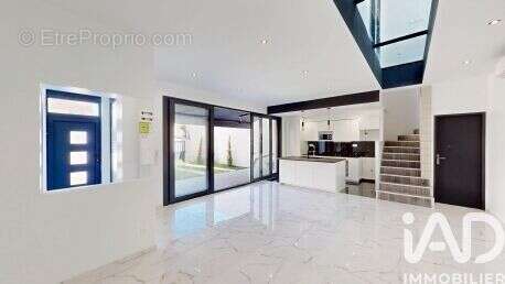 Photo 2 - Maison à DRANCY