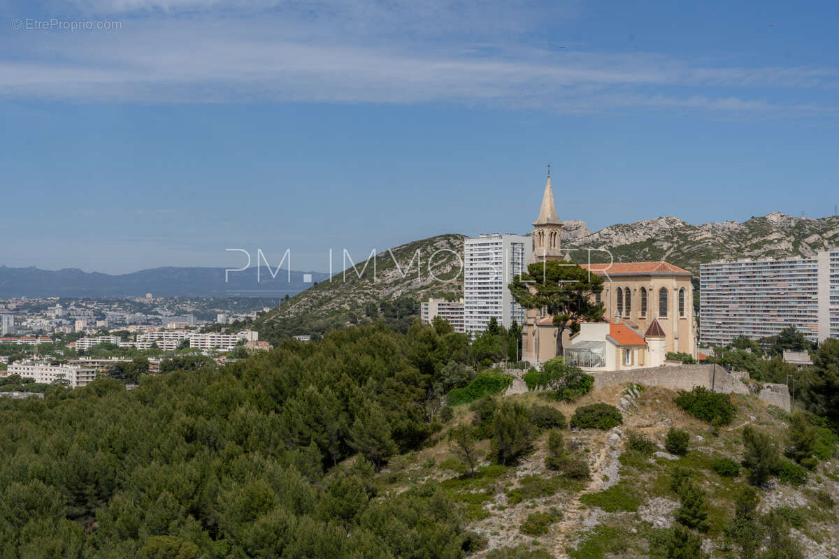 Appartement à MARSEILLE-9E