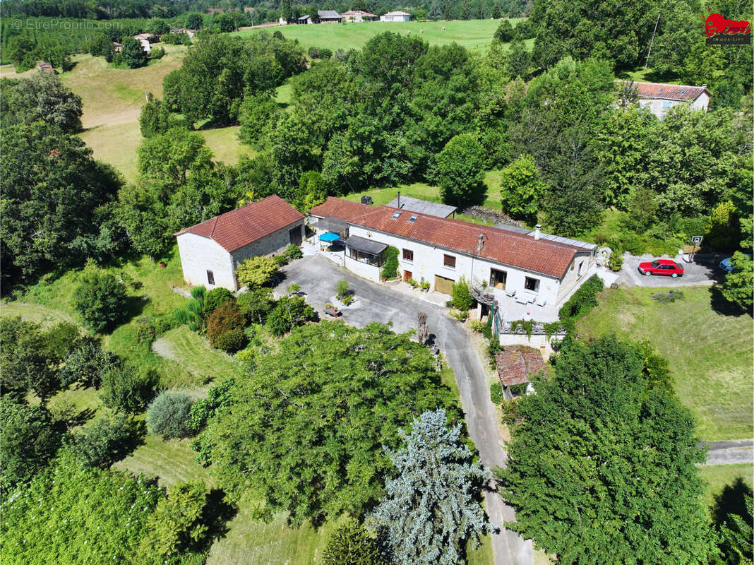 Propriété en pierre - photo 6