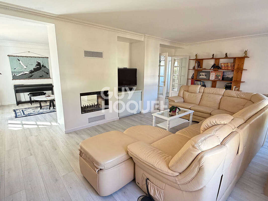 Maison à Mennecy Village Levitt - photo 5