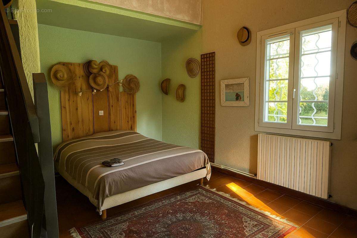 Maison à SAINT-PAULET-DE-CAISSON