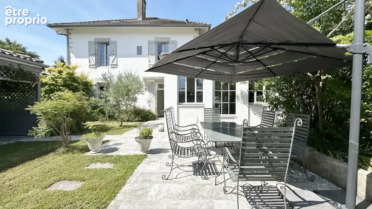 Maison de maitre de type t9 de 330 m2 avec piscine - photo 27