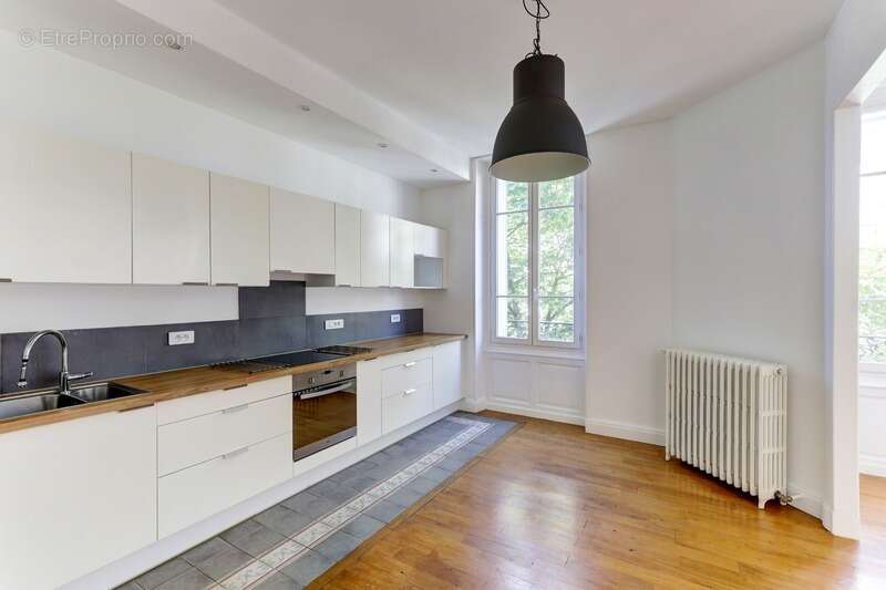 Appartement familial de caractère de 107,69 m² – 4 pièces – Clermont-Ferrand (63) – Secteur Massillon - photo 3