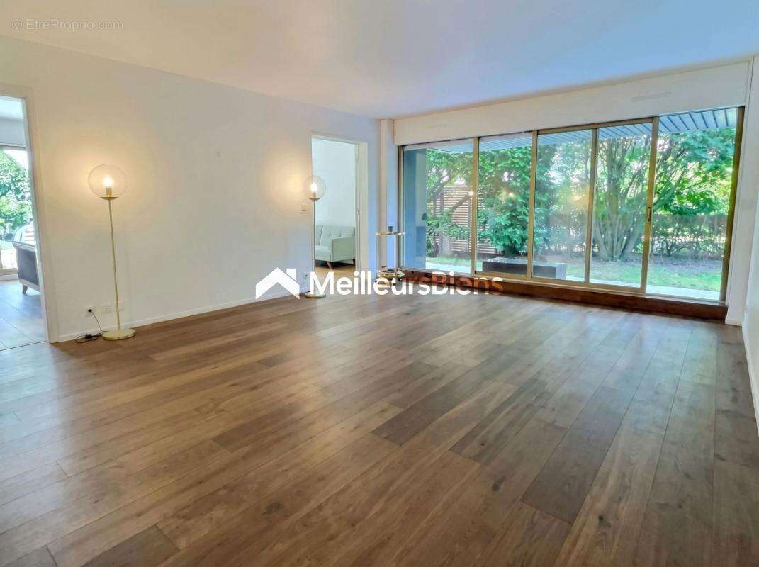 Appartement familial. Le Chesnay-Rocquencourt - photo 2